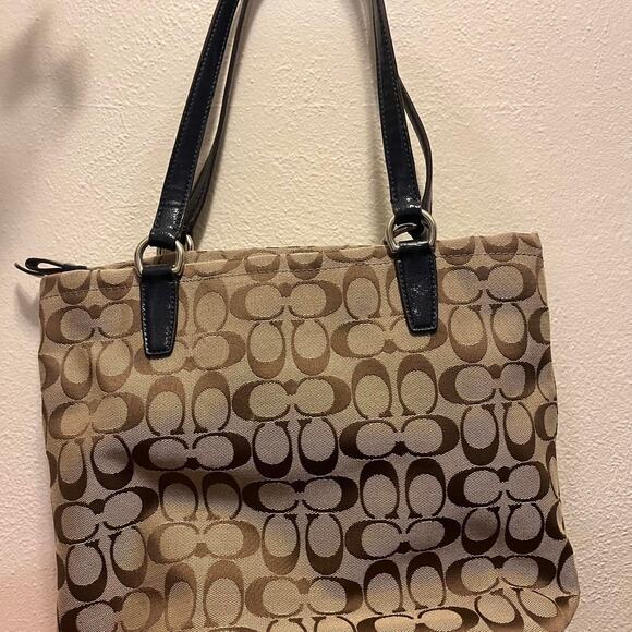 Coach Signature Canvas Tote Bag - Picture 1 of 8